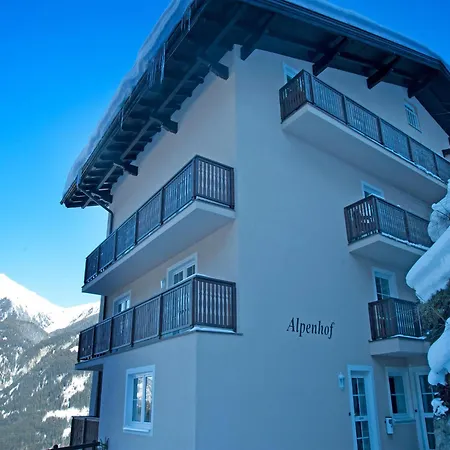 Lavish With Balcony Bad Gastein