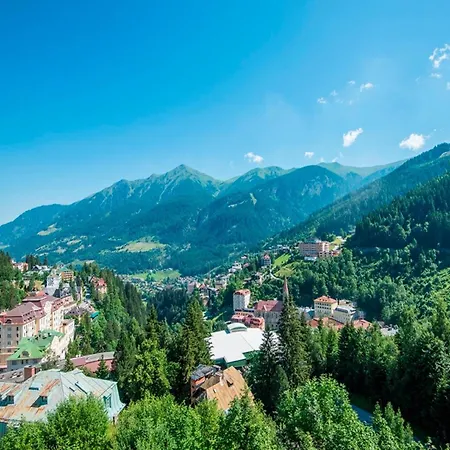 Lavish With Balcony Apartment Bad Gastein